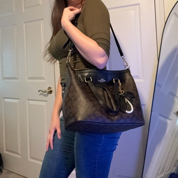 Coach Signature Pleated Tote #F34614 - Picture 9 of 9